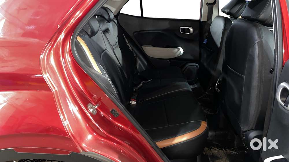 Hyundai Venue Sx Dual Tone Diesel, 2022, Diesel