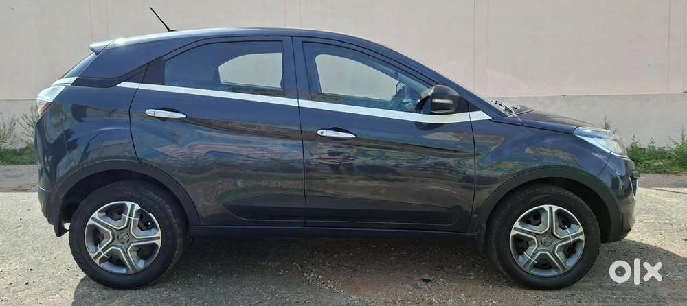 Tata Nexon 1.5 Revotorq Xm (s), 2018, Diesel