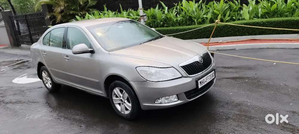 Skoda Laura Ambition 2012