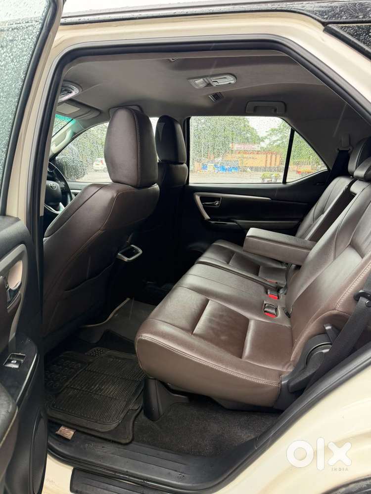 Toyota Fortuner 4x2 At 2.8 Diesel, 2018, Diesel