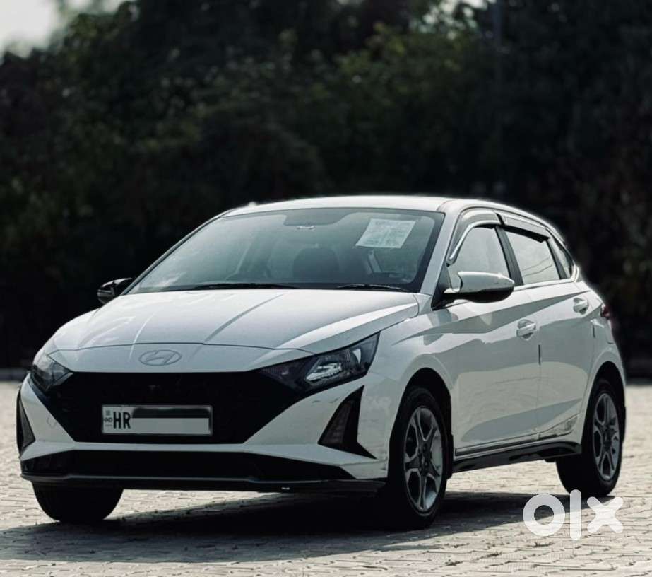 Hyundai I20 Sportz 1.4 At Vtvt, 2023, Petrol