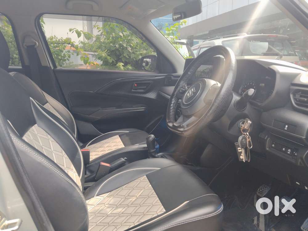 Maruti Suzuki Swift 1.2 Lxi (o), 2024, Petrol