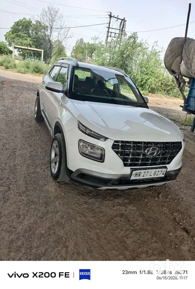 Hyundai Venue 2021 Petrol Good Condition