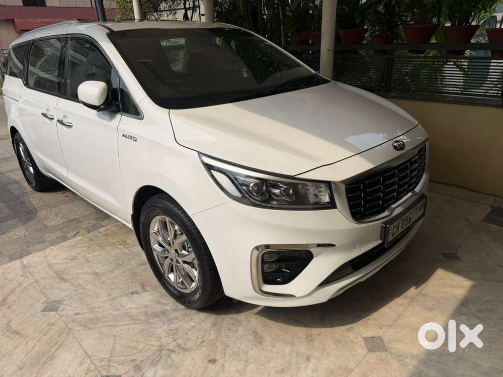 Kia Carnival Limousine 2021