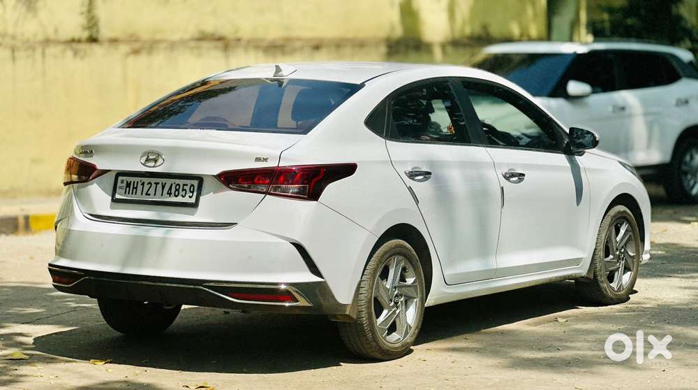 Hyundai Verna 1.5 Sx Petrol Mt, 2022, Petrol