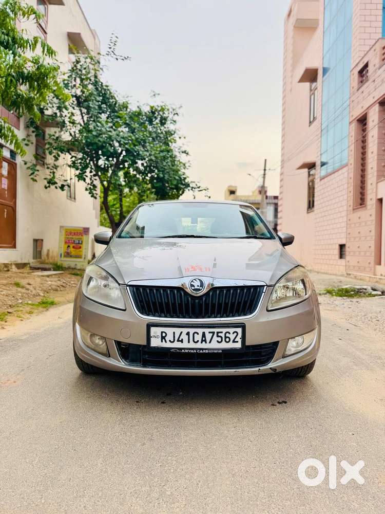 Skoda Rapid [2016-2018] 1.6 Mpi Style Plus Black Package, 2017, Petr..