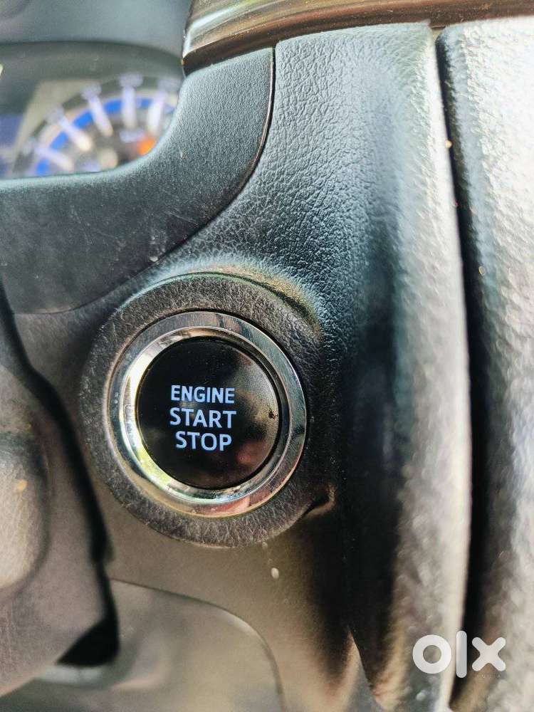 Toyota Innova Crysta 2.8 Zx At 7 Seater, 2019, Diesel
