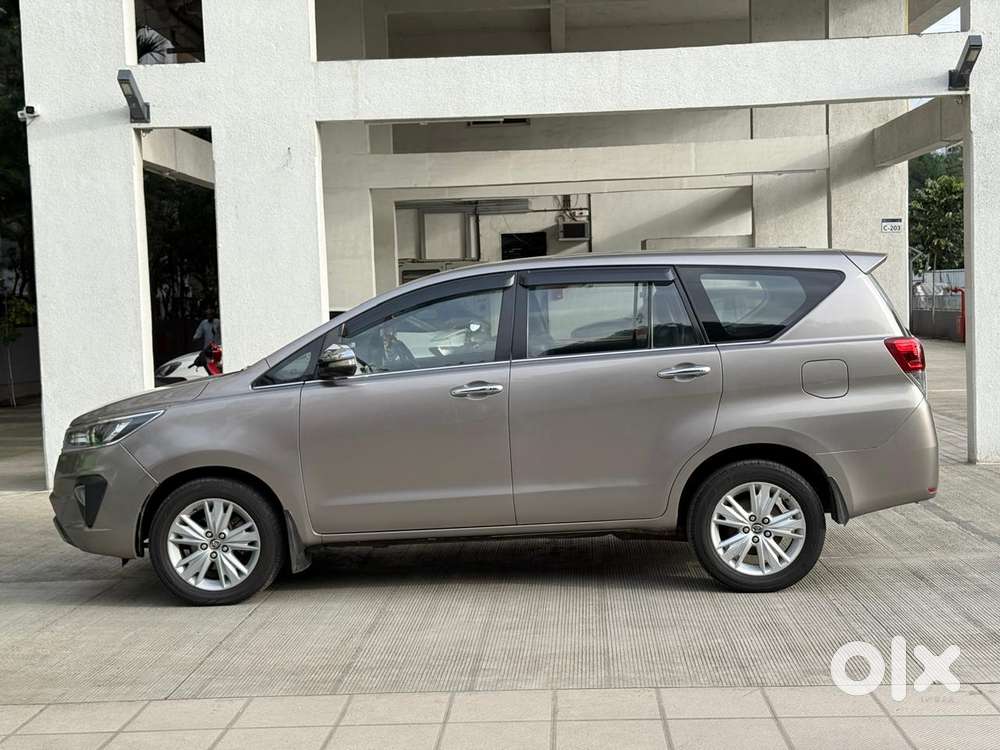 Toyota Innova Crysta 2.4 Z 7 Str, 2016, Diesel
