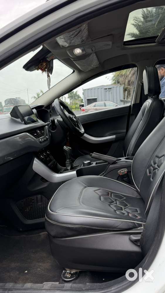Tata Nexon 1.2 Revotron Xm (s), 2012, Petrol