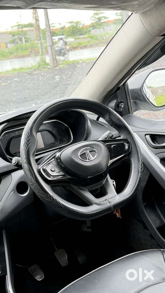 Tata Nexon 1.2 Revotron Xm (s), 2012, Petrol