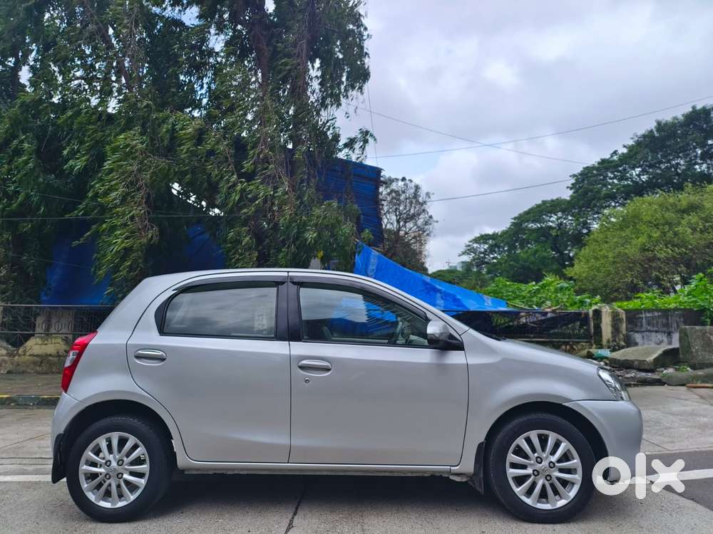 Toyota Etios Liva V Limited, 2014, Petrol