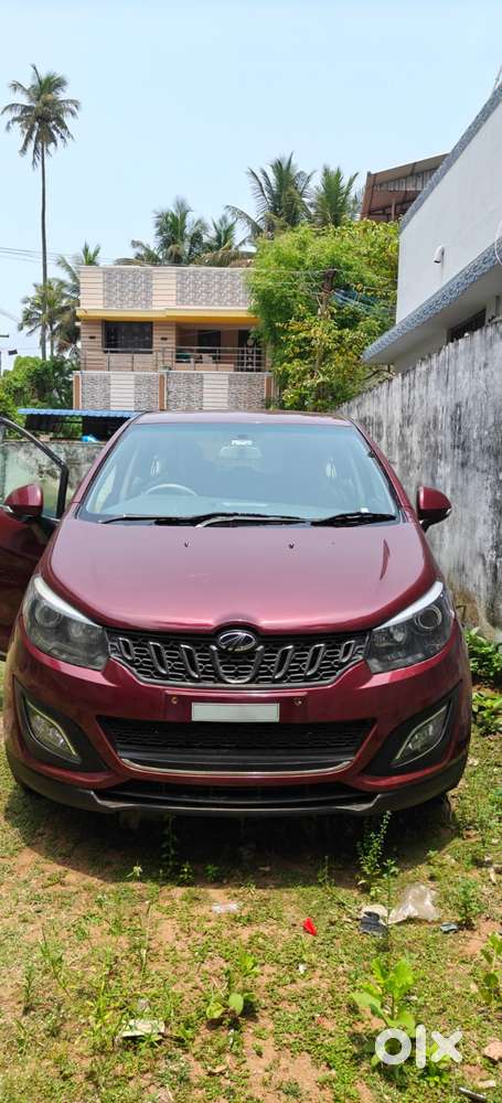 Mahindra Marazzo M6, 2018, Diesel