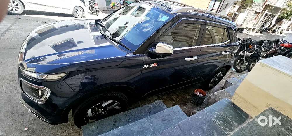 Hyundai Venue 2020 Petrol 80000 Km Driven