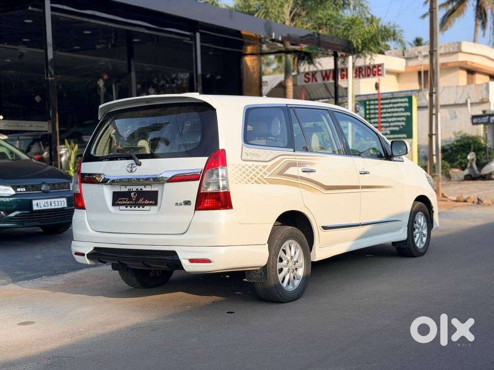 Toyota Innova 2.5 Zx 7 Str Bs-iv, 2013, Diesel