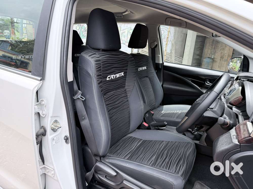 Toyota Innova Crysta 2.4 V 8 Str, 2025, Diesel