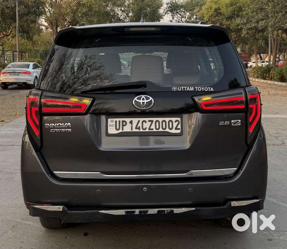 Toyota Innova Crysta