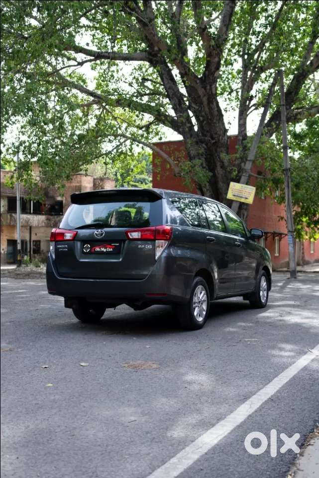 Toyota Innova Crysta 2.4 G Plus Mt 7 Str, 2019, Diesel