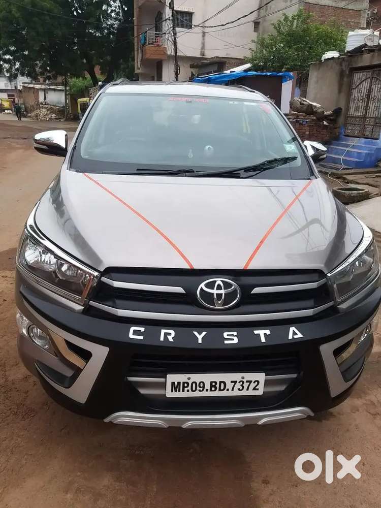 Toyota Innova Crysta Gx At 7 2017