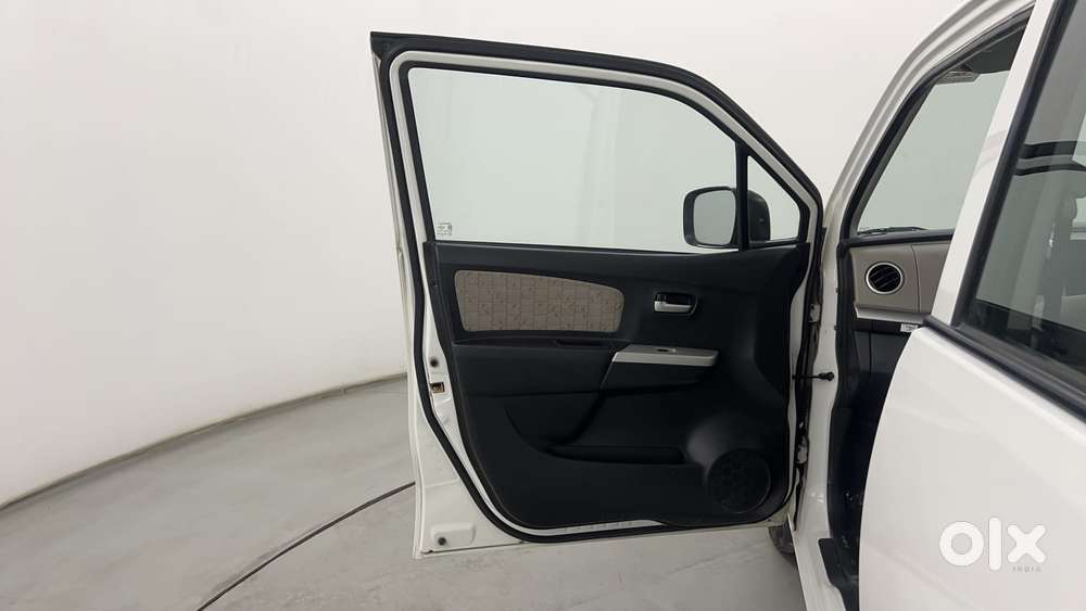 Maruti Suzuki Wagon R 1.0 Vxi Amt, 2016, Petrol