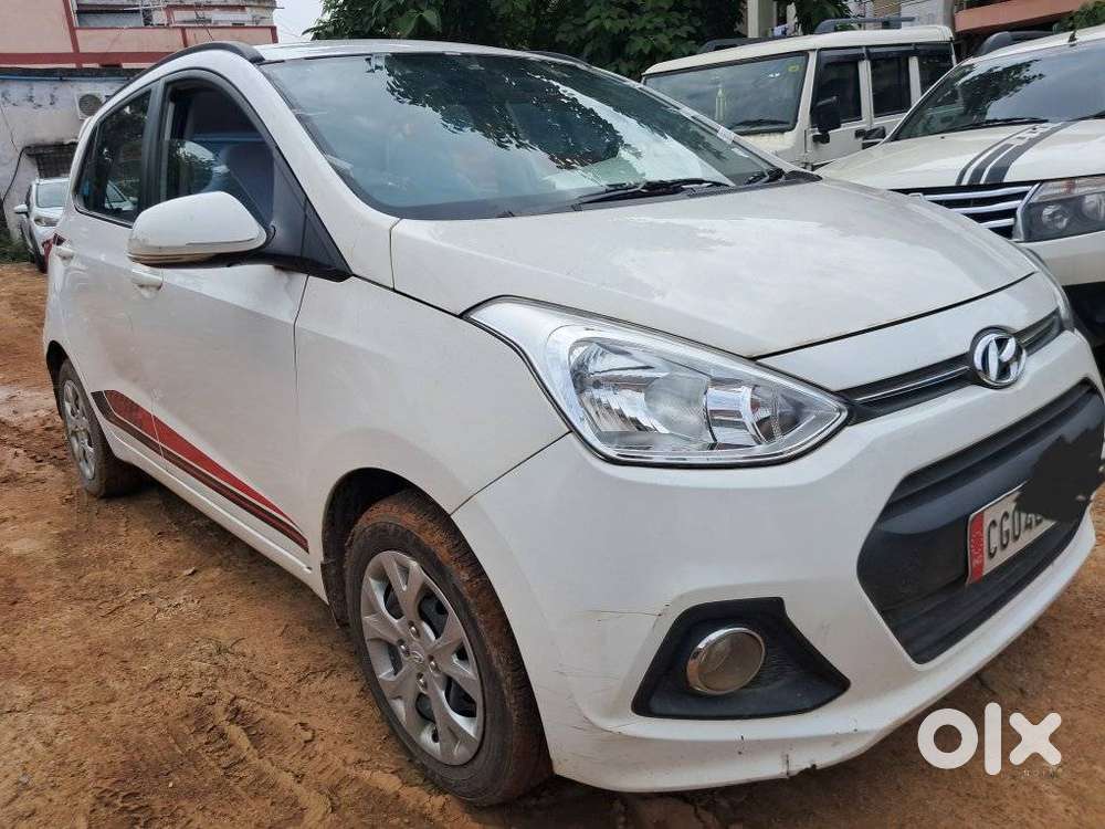 Hyundai Grand I10 Sportz, 2016, Petrol