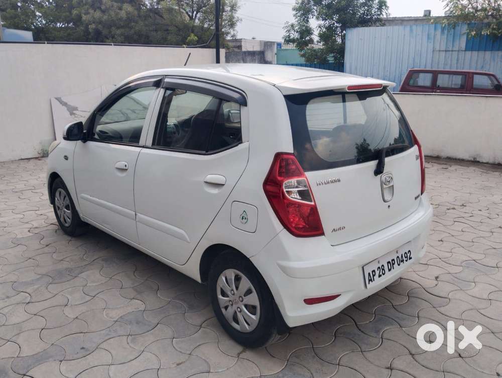 Hyundai I10 Sportz At, 2012, Petrol