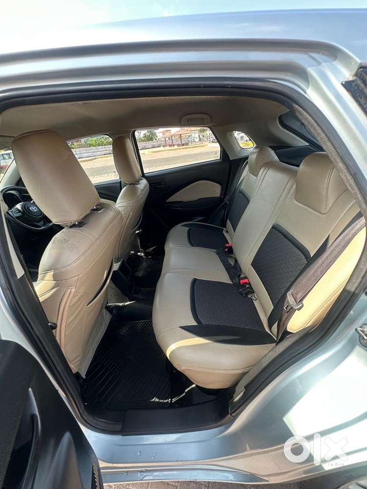 Toyota Glanza 2022  ( S)