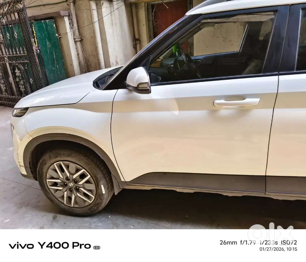 Hyundai Venue 2022 Petrol 30000 Km Driven