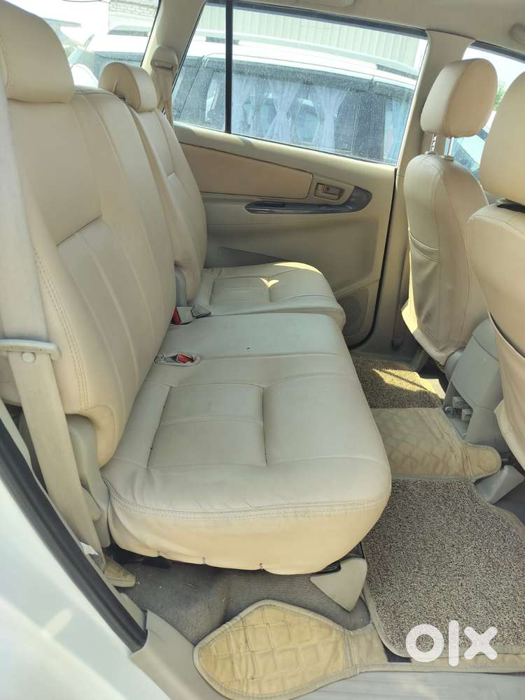 Toyota Innova 2.5 Z Diesel 7 Seater, 2013, Diesel