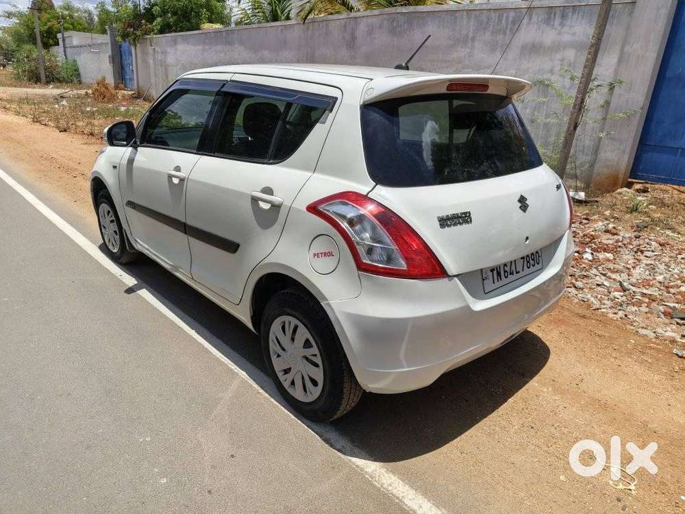 Maruti Suzuki Swift Vxi 1.2 Abs Bs-iv, 2016, Petrol