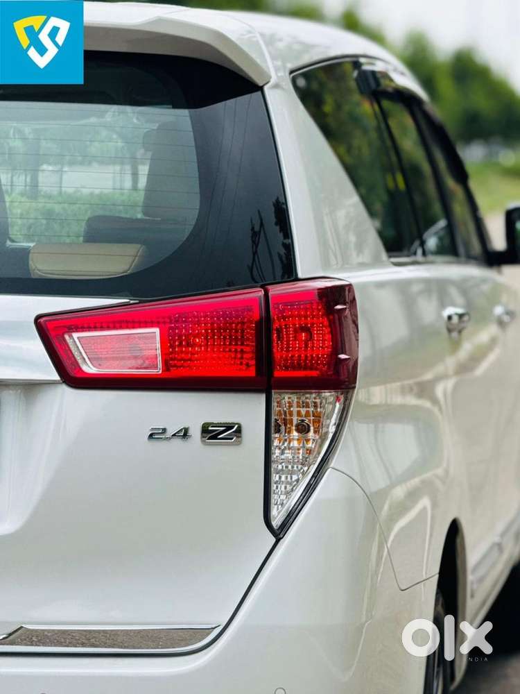 Toyota Innova Crysta Diesel 2024