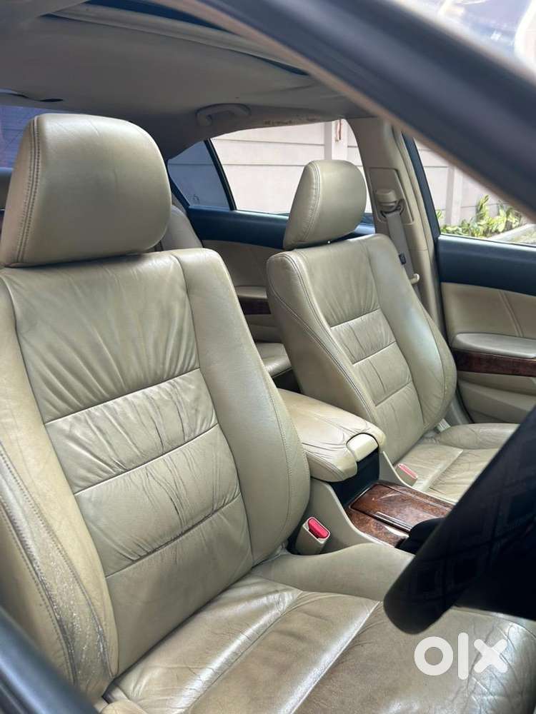  Honda Accord 2.4 Mt  Sunroof  White  Excellent Condition