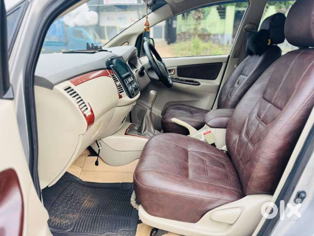 Toyota Innova 2004-2011 2.5 G4 Diesel 7-seater, 2014, Diesel