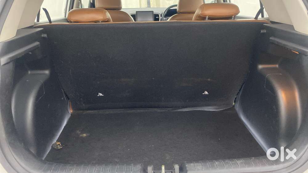 Hyundai Venue Sx Plus Turbo Dct, 2019, Petrol