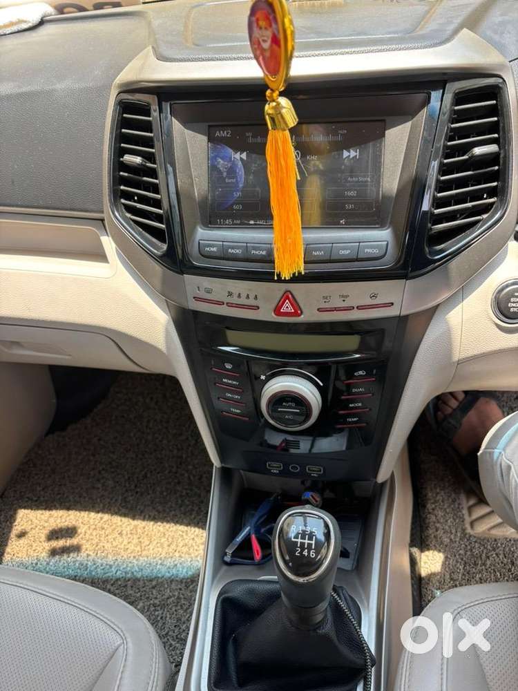 Mahindra Xuv300 2021 Diesel Well Maintained