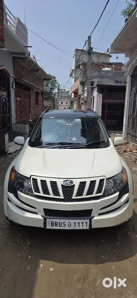 Mahindra Xuv500 2016 Diesel 83000 Km Driven