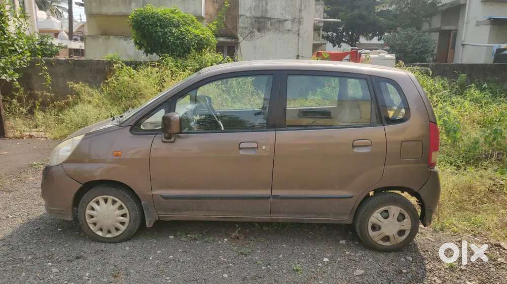 Maruti Suzuki Zen Estilo Lxi 2010