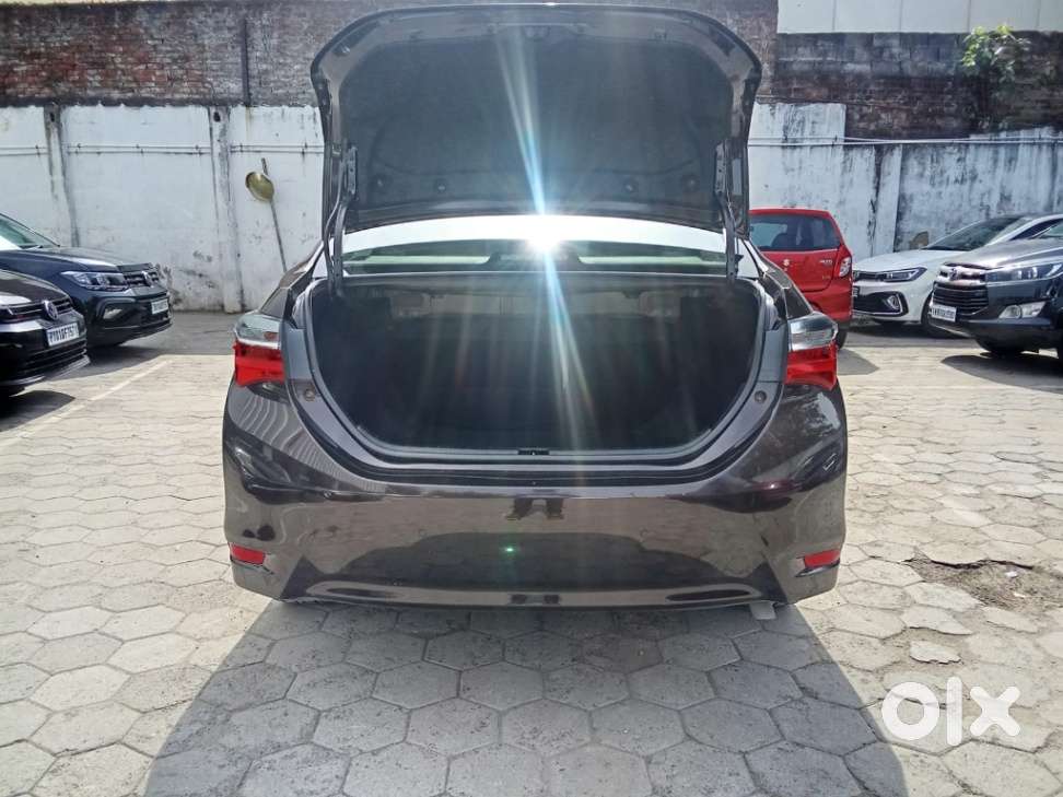 Toyota Corolla Altis 1.8 Vl Cvt, 2017, Petrol