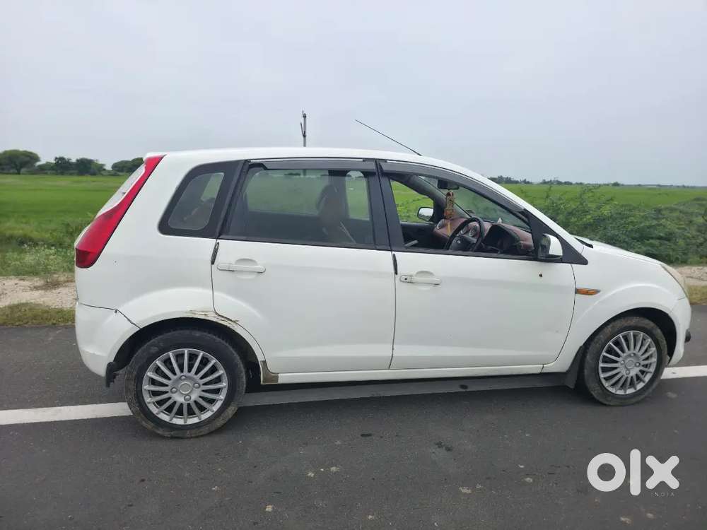 Ford Figo Petrol 1.2 2010