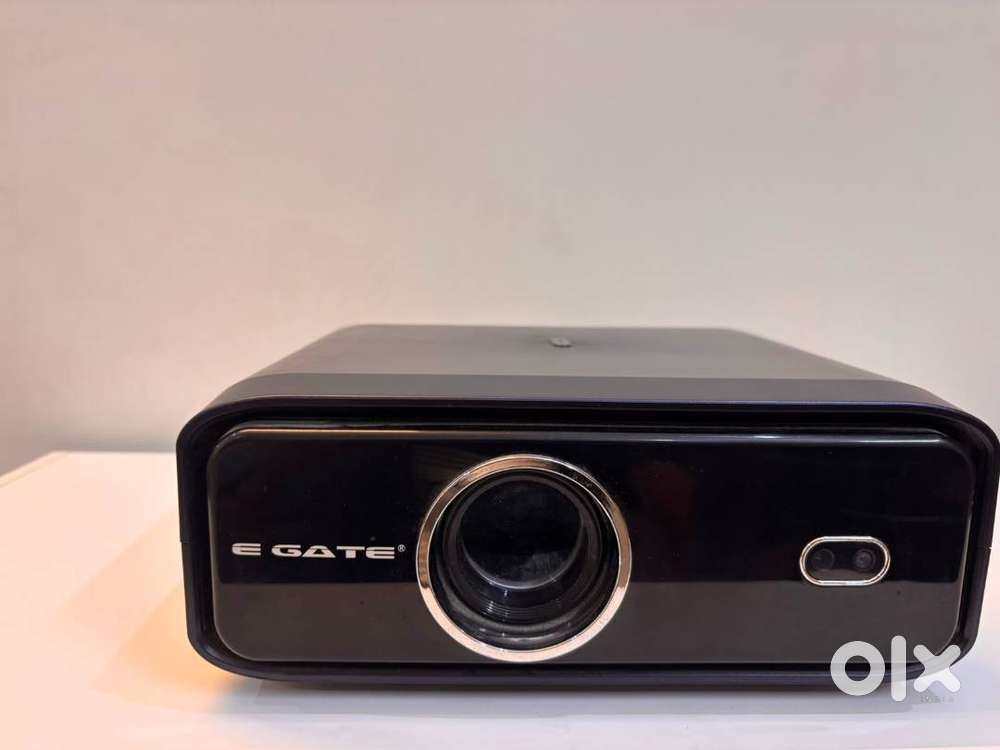 Egate S9 Pro Projector