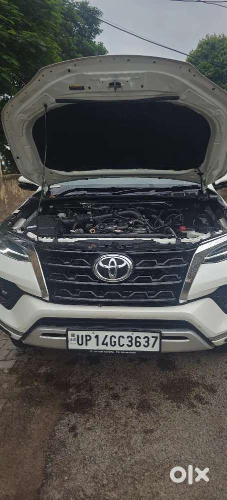 Toyota Fortuner Legender 2024