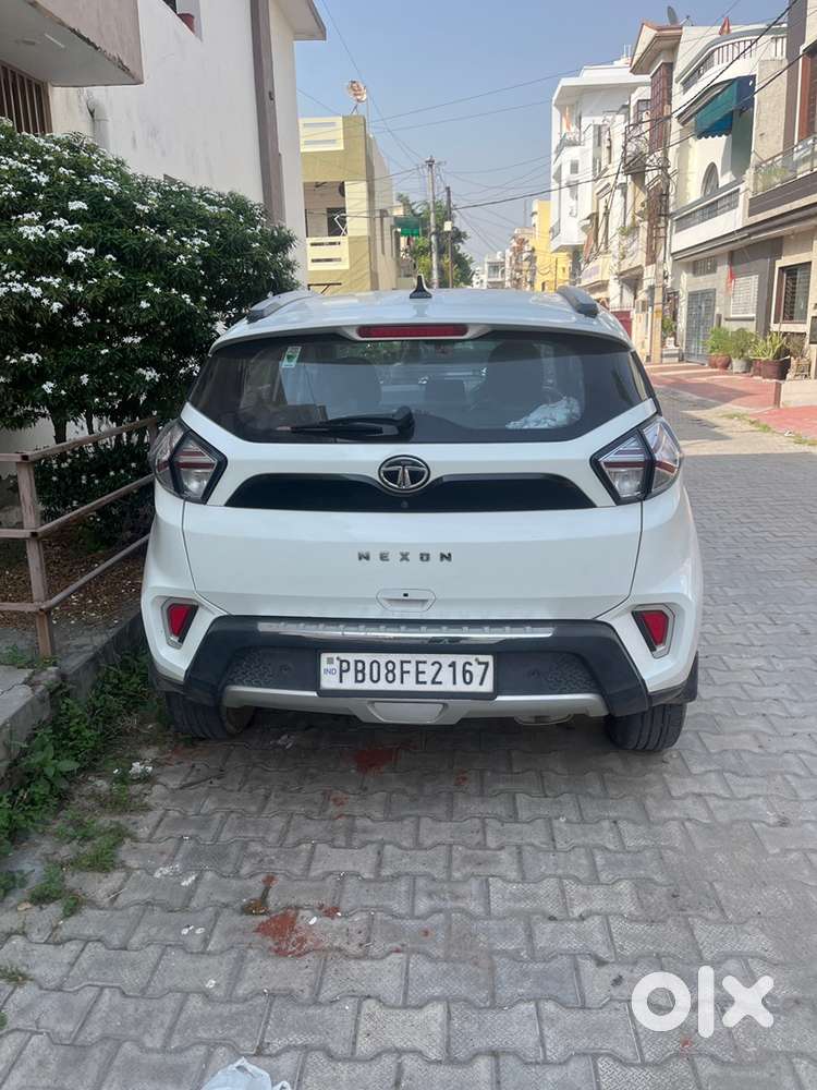 Tata Nexon 2023 Petrol