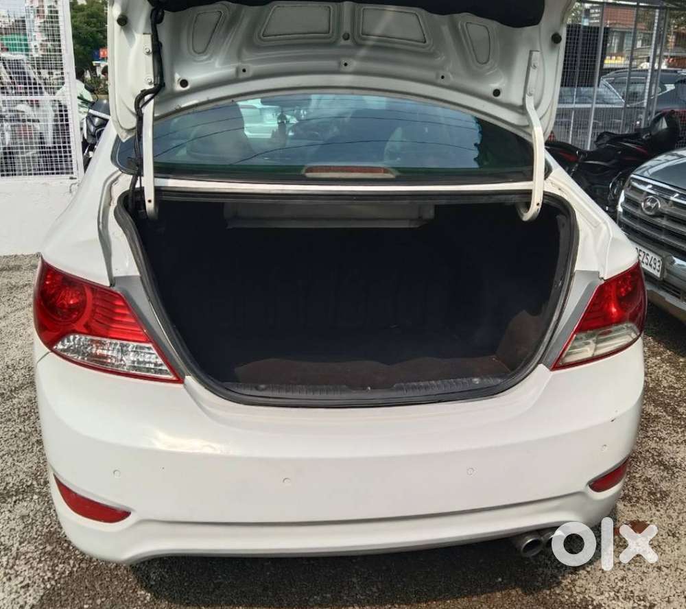 Hyundai Verna 1.5 Sx Diesel Mt, 2015, Diesel