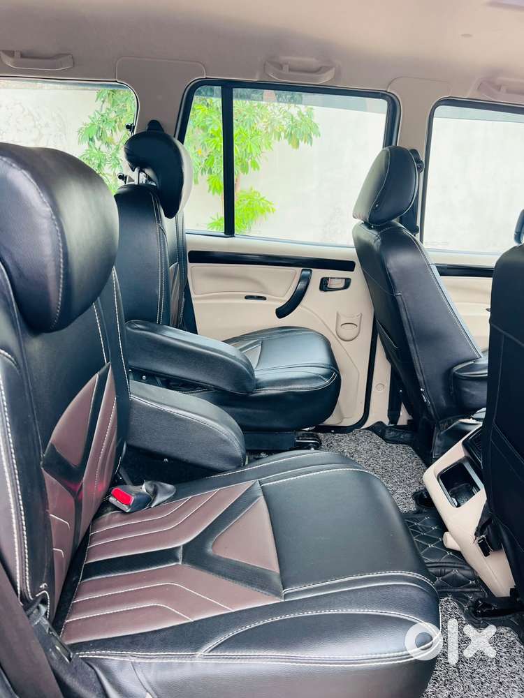 Mahindra Scorpio S11 Mt 7s, 2025, Diesel