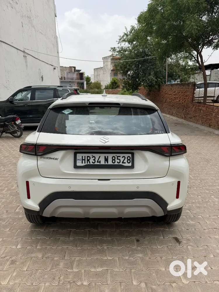 Maruti Suzuki Fronx 2024 Cng & Hybrids 15900 Km Driven