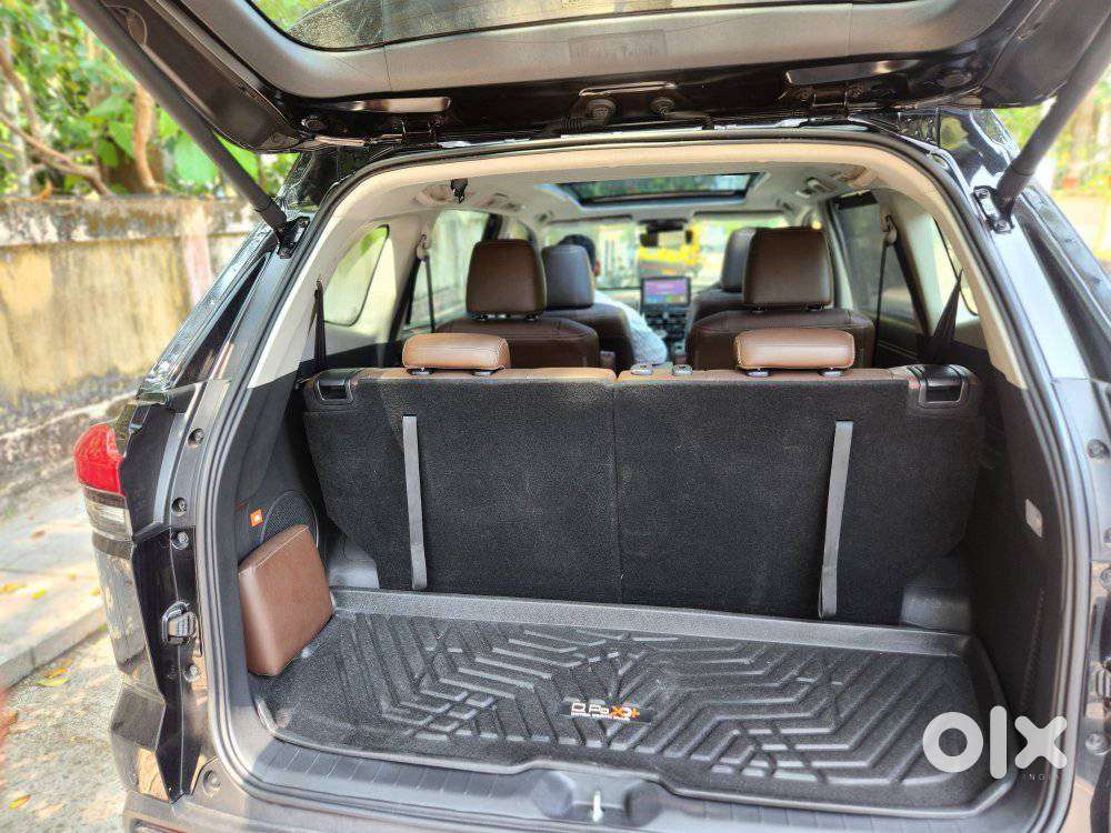 Toyota Innova Hycross 2.0 Zx (o) Hybrid 7 Str, 2023, Petrol