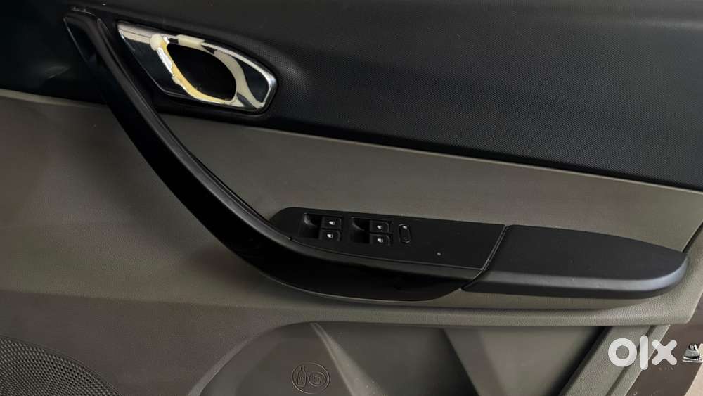 Tata Tiago 1.2 Revotron Xz, 2016, Petrol