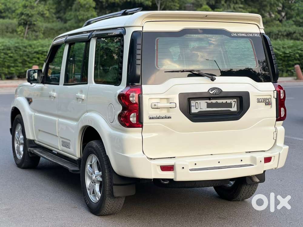 Mahindra Scorpio S8, 2017, Diesel