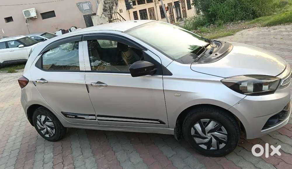 Tata Tiago 2017 Petrol Manual