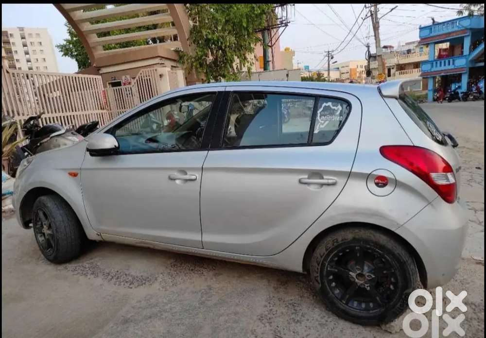 Hyundai I20 Asta Crdi 2010 Diesel 115000 Km Driven .f. C Till Sep 2030