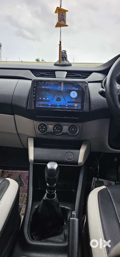 Renault Triber Others, 2023, Petrol